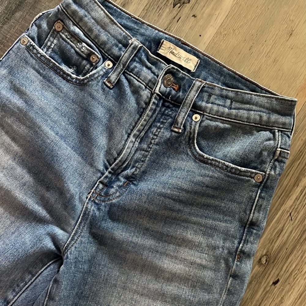 Madewell The Perfect Vintage Jean with Fringed Bottoms Size: 25